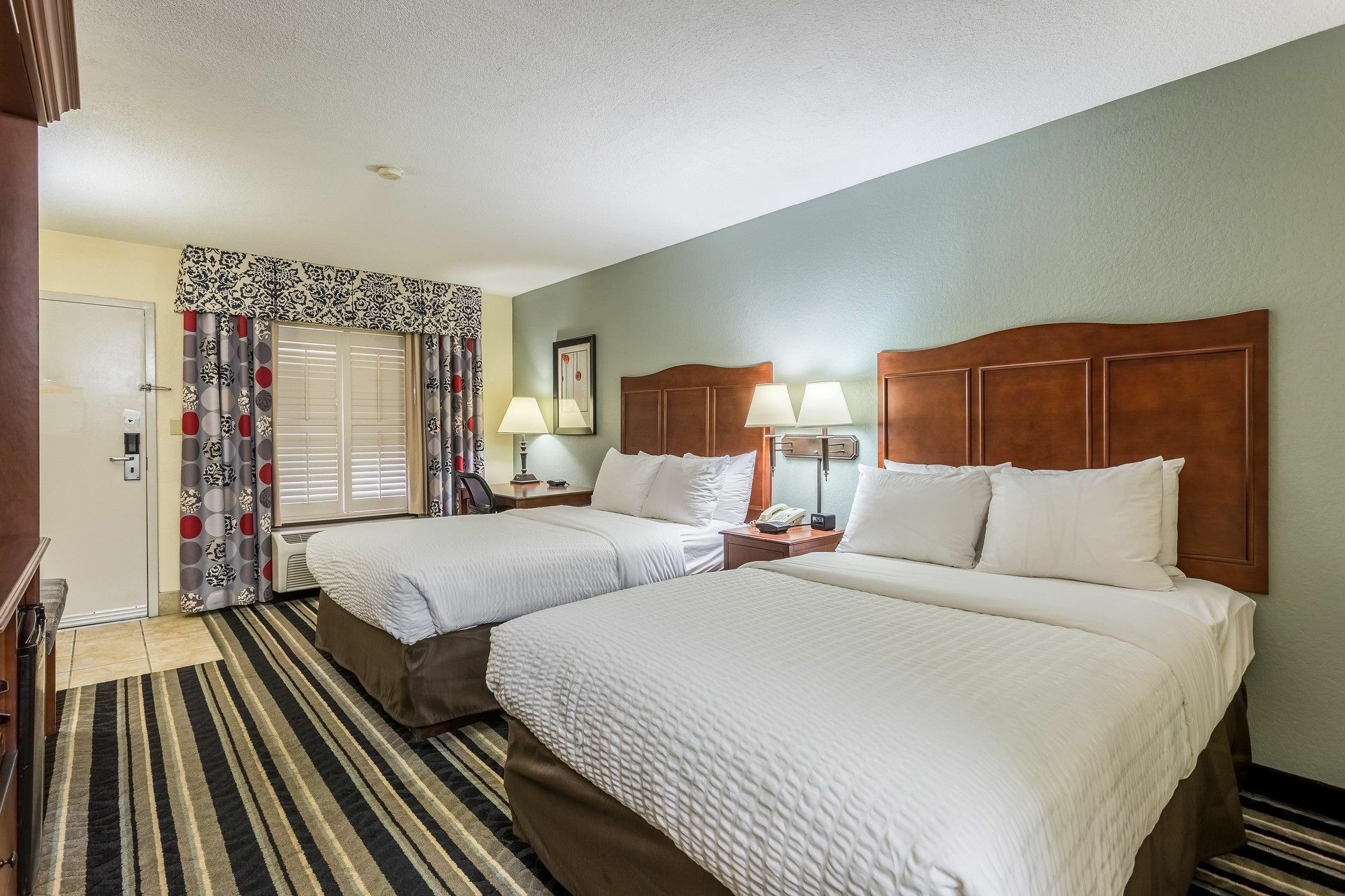 Hotel Clarion Pointe Research Park 3*